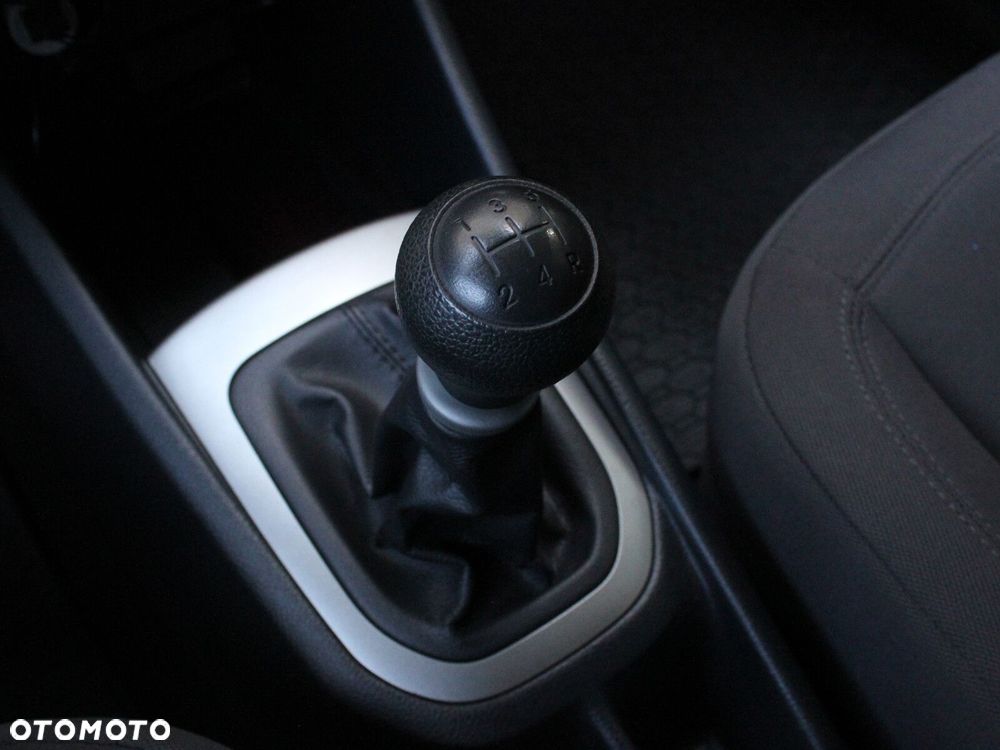 Kia Rio - 20