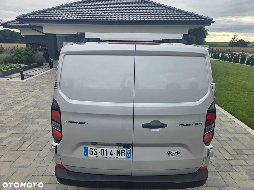 Ford Transit Custom - 22