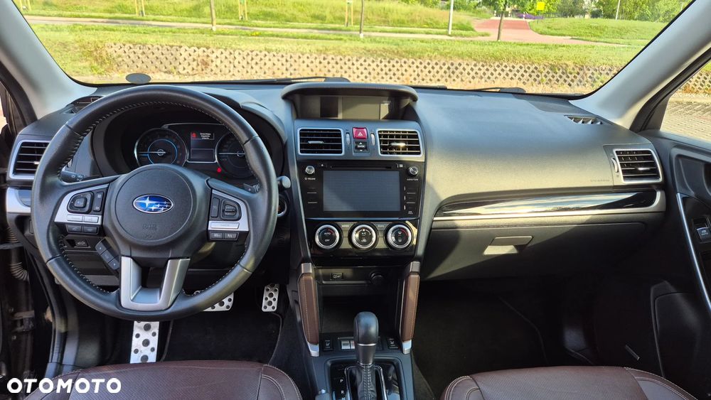Subaru Forester 2.0 XT Platinum Lineartronic - 8