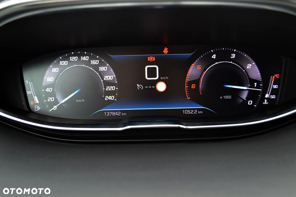 Peugeot 3008 1.5 BlueHDi Active S&S - 28