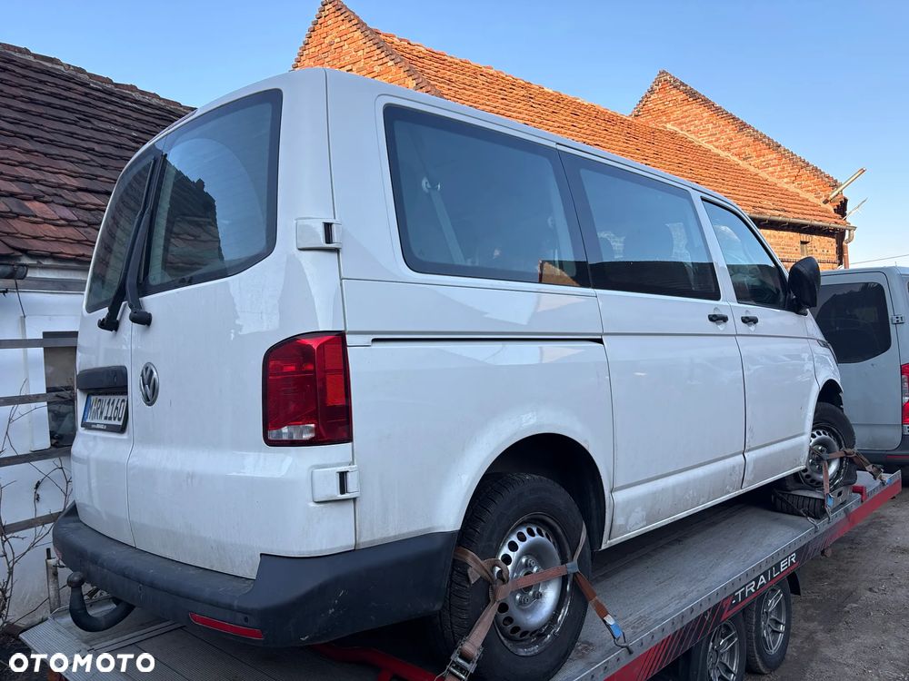 Volkswagen Transporter - 9