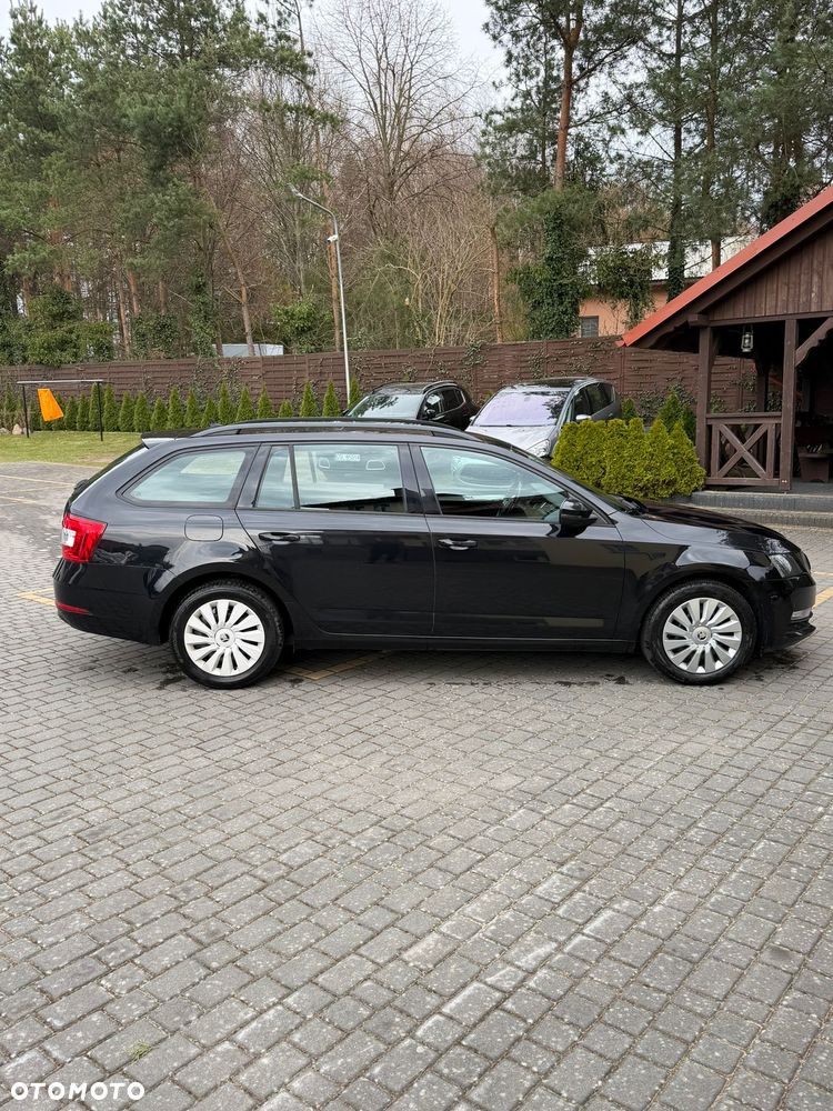 Skoda Octavia - 10