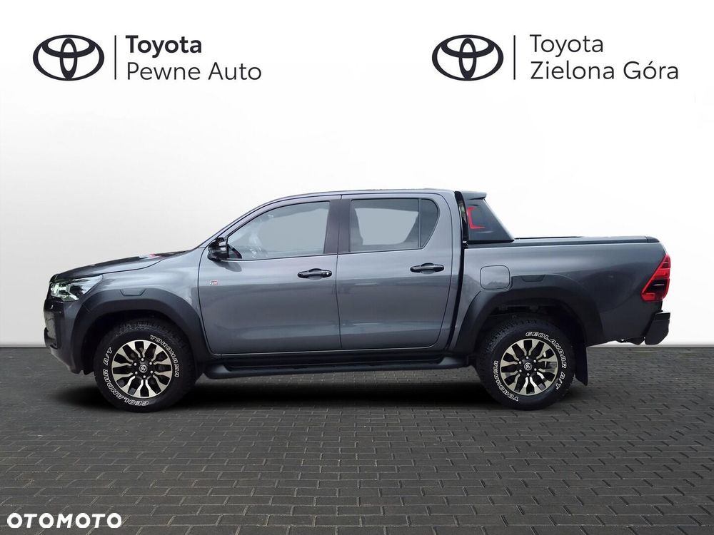 Toyota Hilux 2023 photo 3