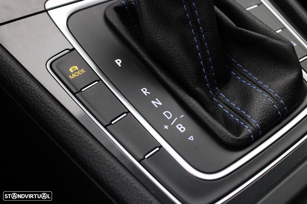 VW e-Golf AC/DC - 23