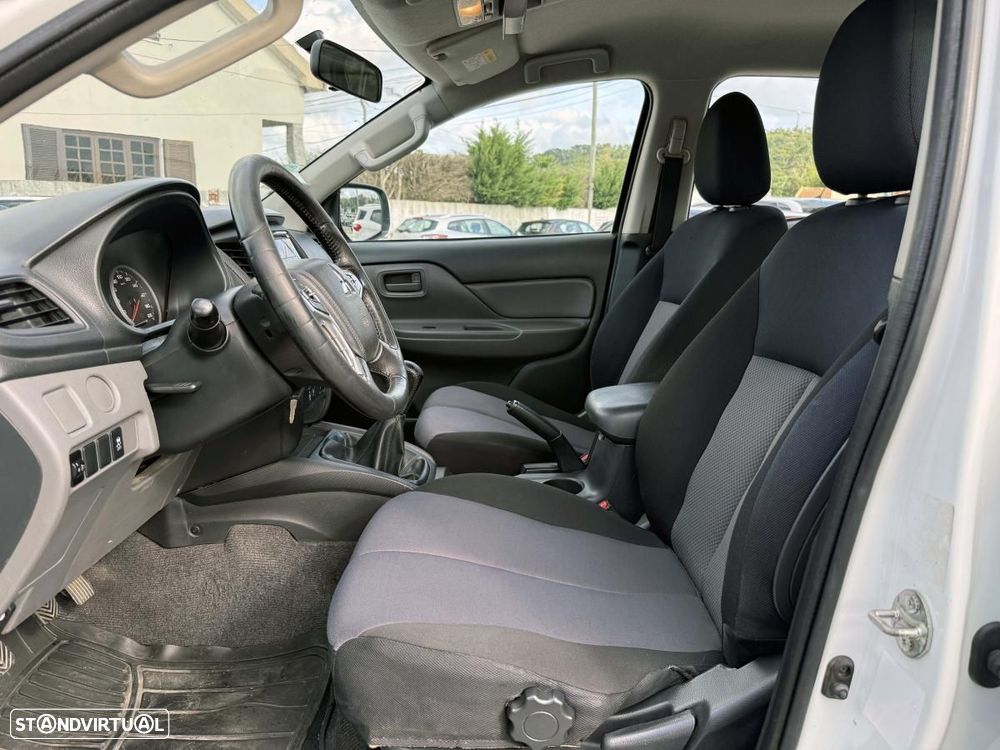 Mitsubishi L200 - 13