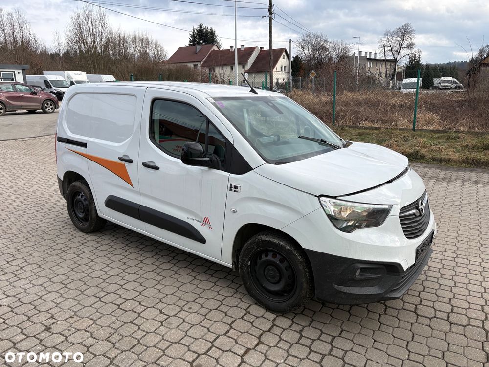 Opel Combo - 1