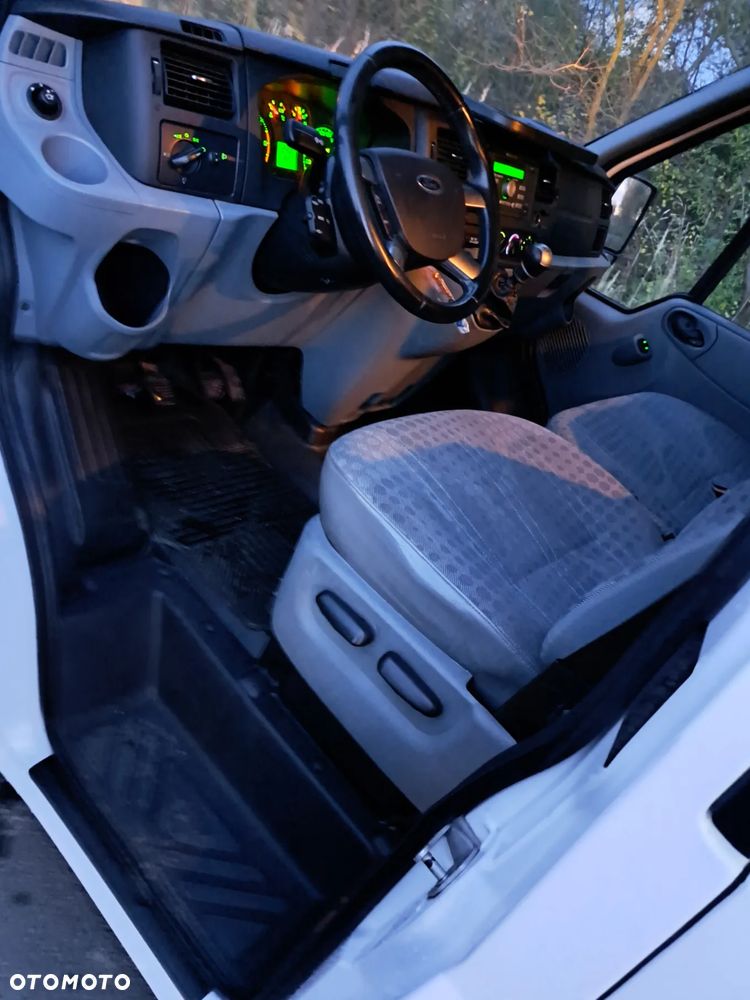 Ford Transit  3.2 TDCi FT 350 L - 6