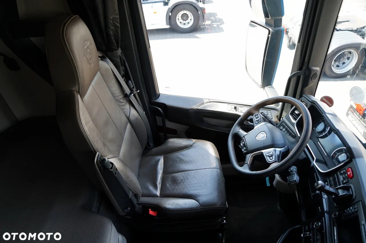 Scania S 500 / RETARDER / KLIMA POSTOJOWA / CAŁA NA PODUSZKACH  / OPONY 100% / ALUFELGI / BOGATE WYPOSAŻENIE / SPROWADZONA / PO KONTRAKCIE SERWISOWYM - 27