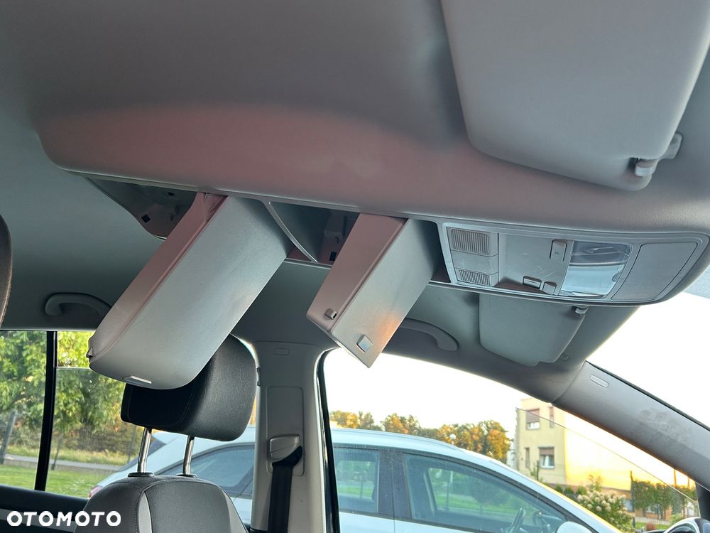 Volkswagen Touran 1.6 TDI DPF Life - 22
