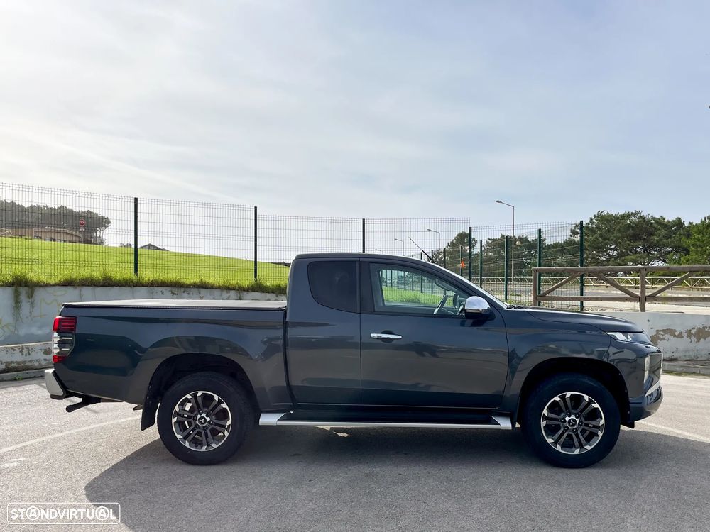 Mitsubishi L200 2.3 DI-D Strakar Space Cab Intense 4WD - 5