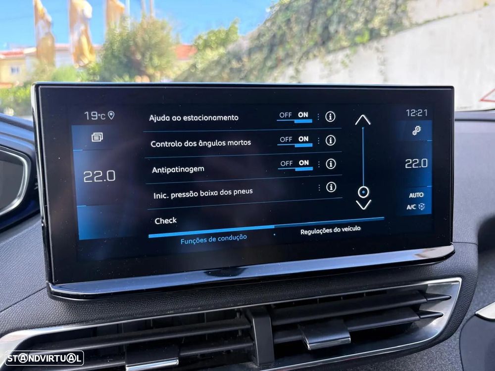 Peugeot 5008 1.2 PureTech Allure EAT8 - 48