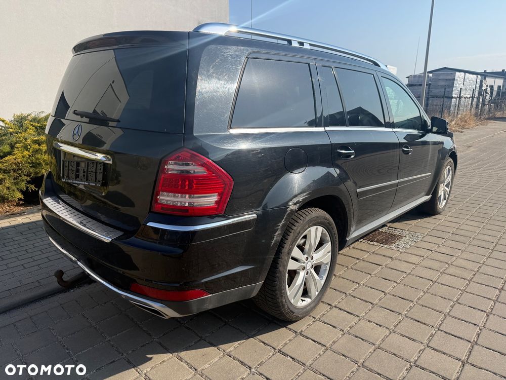 Mercedes-Benz GL 450 CDI DPF 4Matic 7G-TRONIC - 11