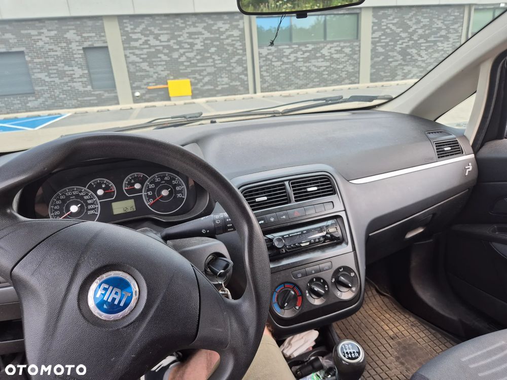 Fiat Grande Punto - 14