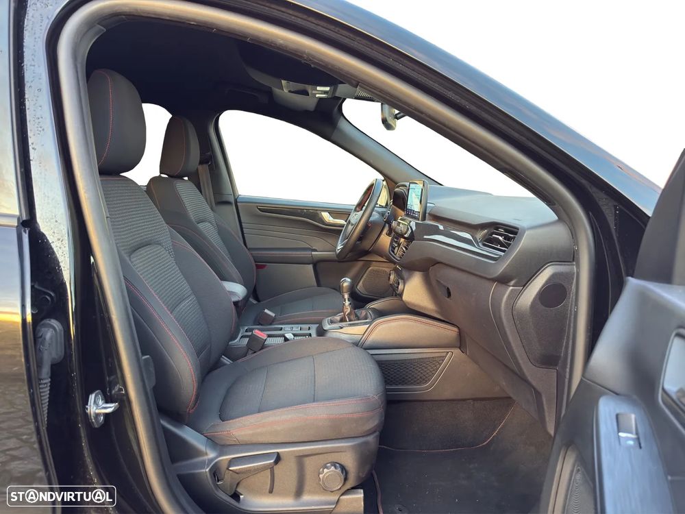 Ford Kuga 1.5 EcoBoost ST-Line - 14