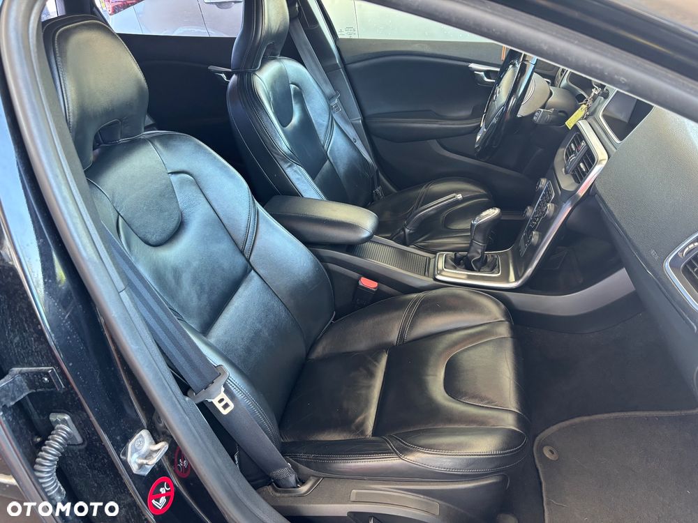 Volvo V40 D2 Summum - 30