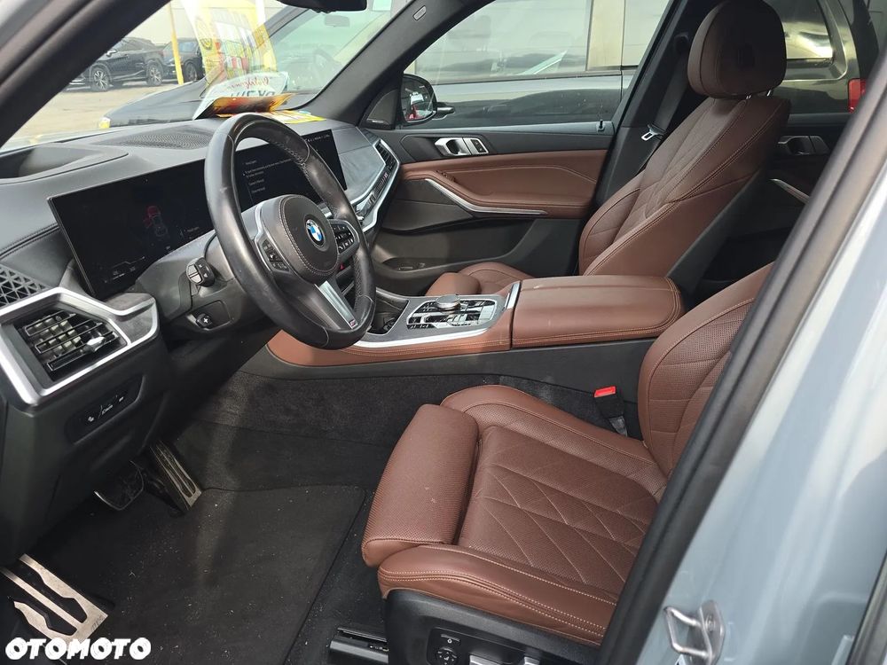 BMW X5 xDrive40i - 7