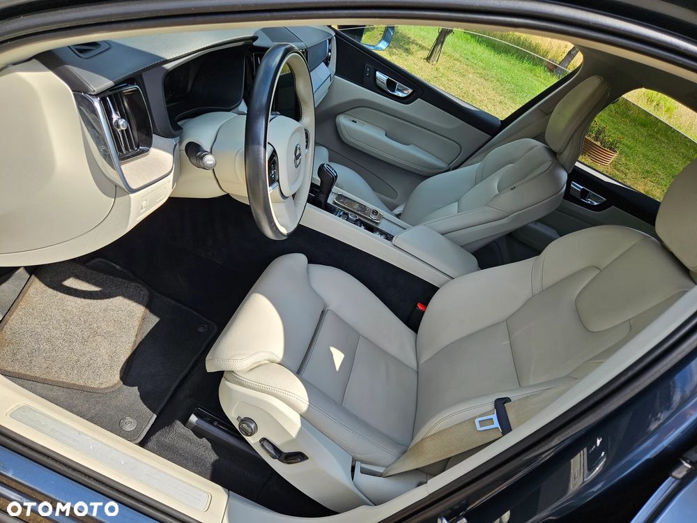 Volvo XC 60 D3 SCR Inscription - 14
