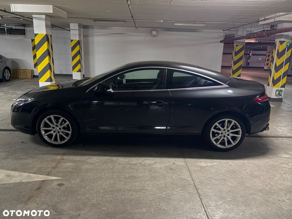 Renault Laguna dCi 150 FAP Night and Day - 11