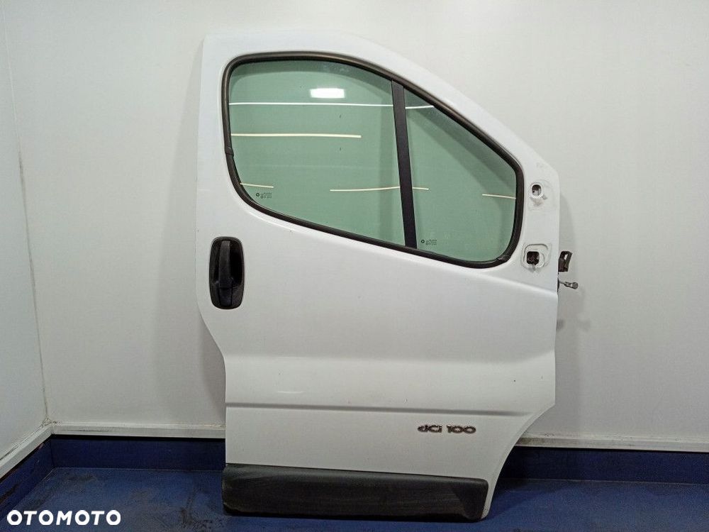 RENAULT TRAFIC II VIVARO A DRZWI PRZÓD PRAWE PRZEDNIE BIAŁE - 1