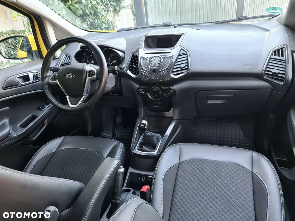 Ford EcoSport 1.0 EcoBoost TITANIUM - 17