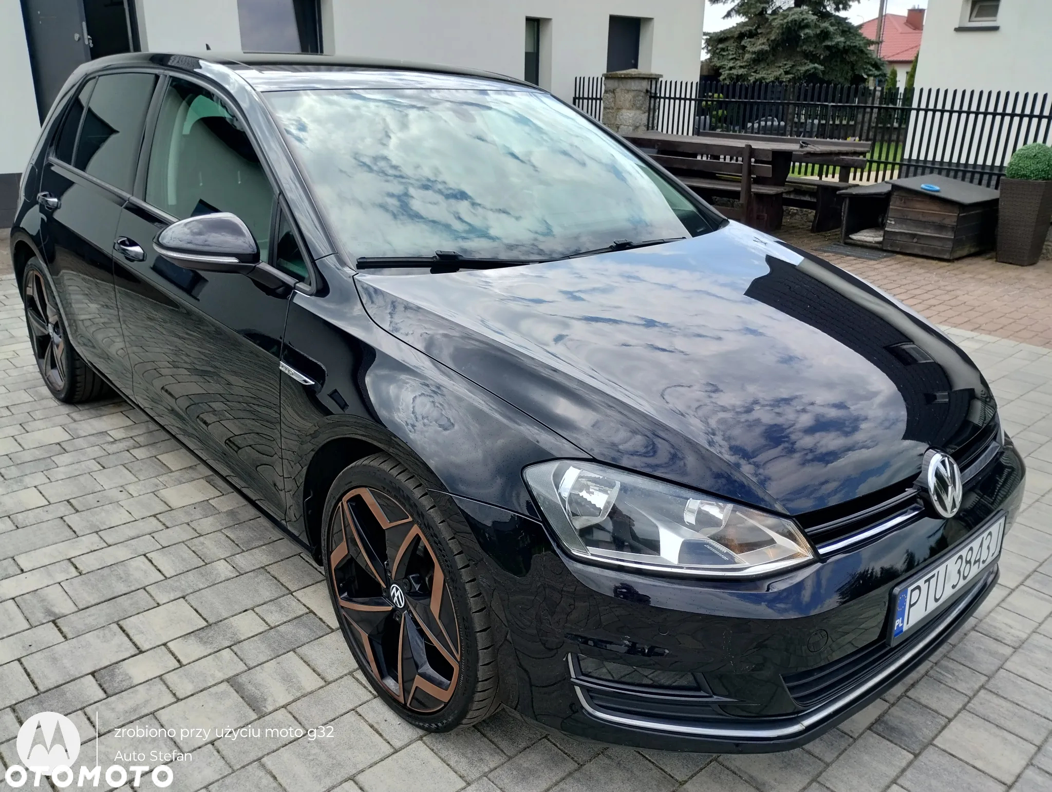 Volkswagen Golf - 6