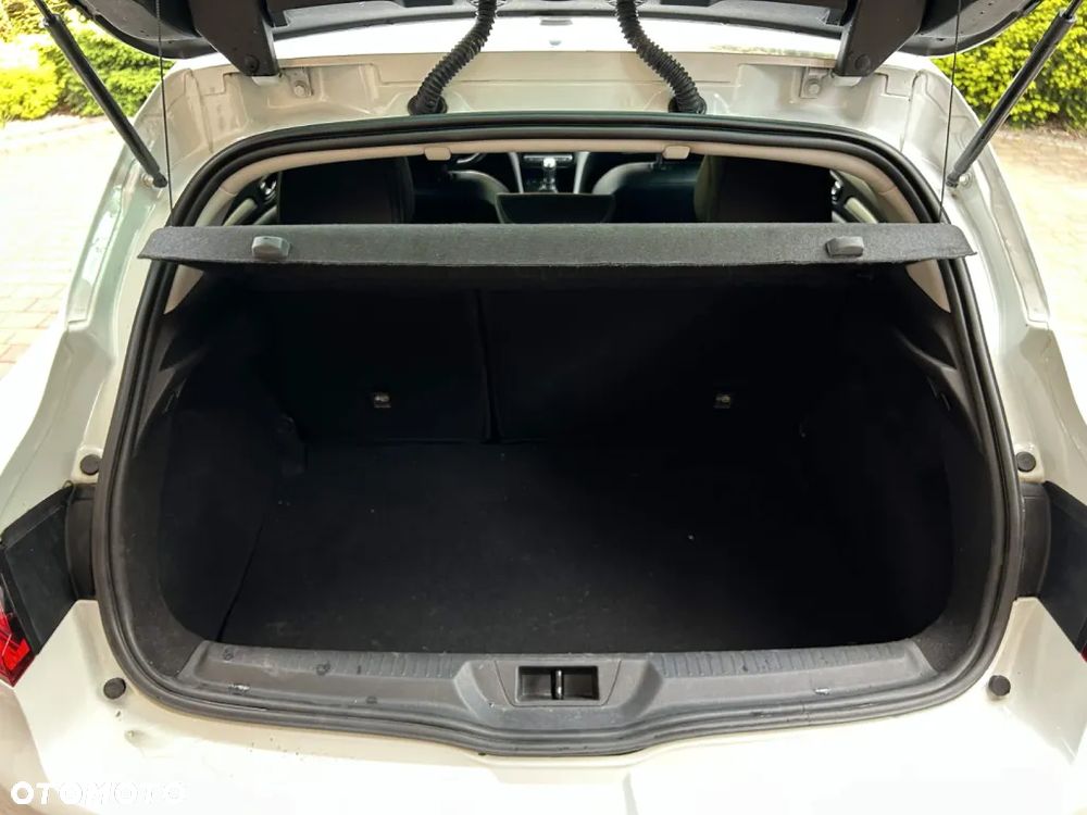 Renault Megane 1.2 Energy TCe Bose - 40