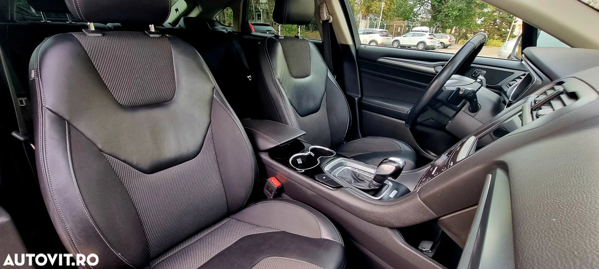 Ford Mondeo 2.0 TDCi Powershift Titanium - 20