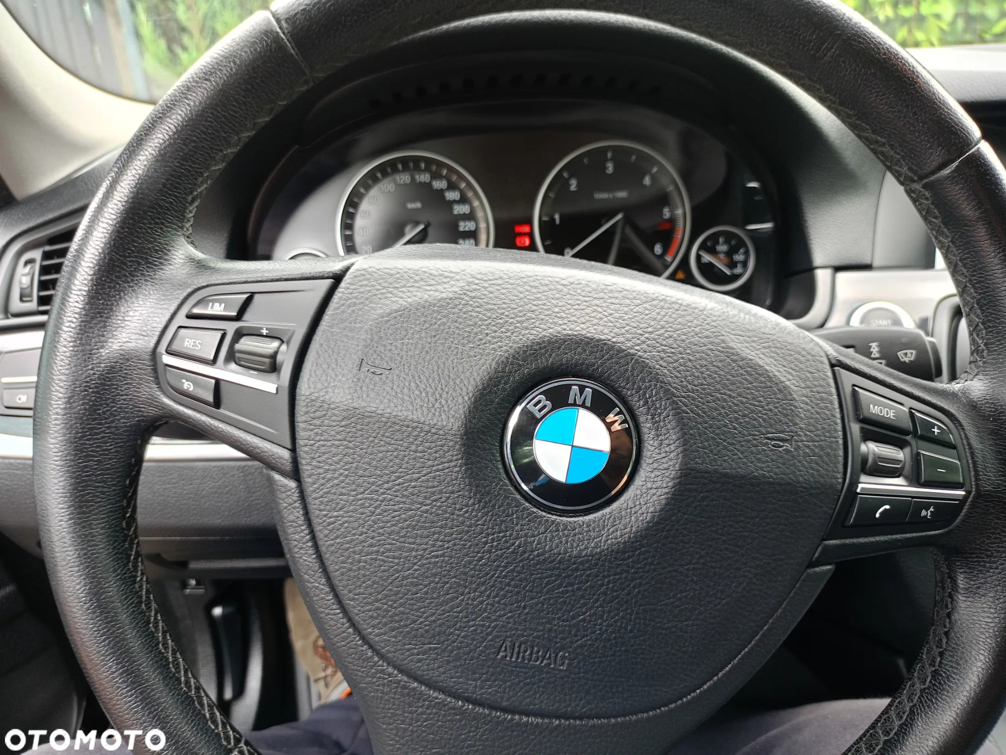 BMW Seria 5 518d Touring - 21