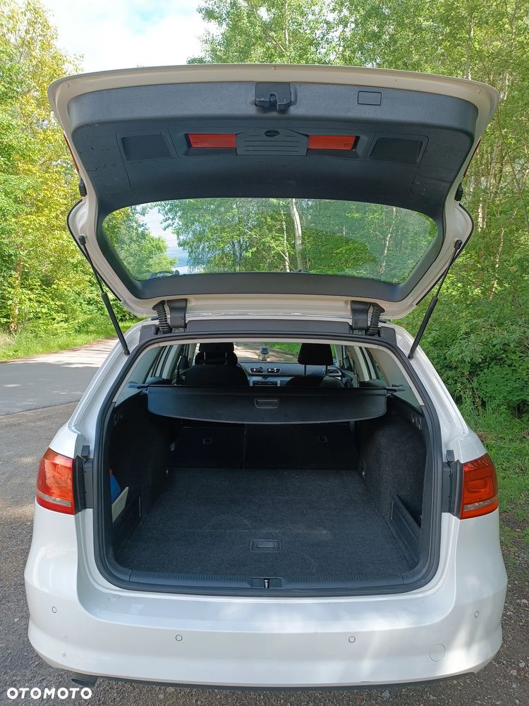 Volkswagen Passat 1.6 TDI BlueMotion Technology Trendline - 10