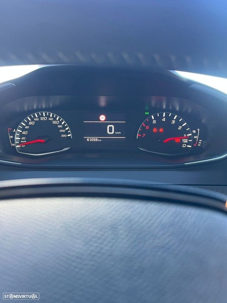 Peugeot 2008 1.2 PureTech Active - 6
