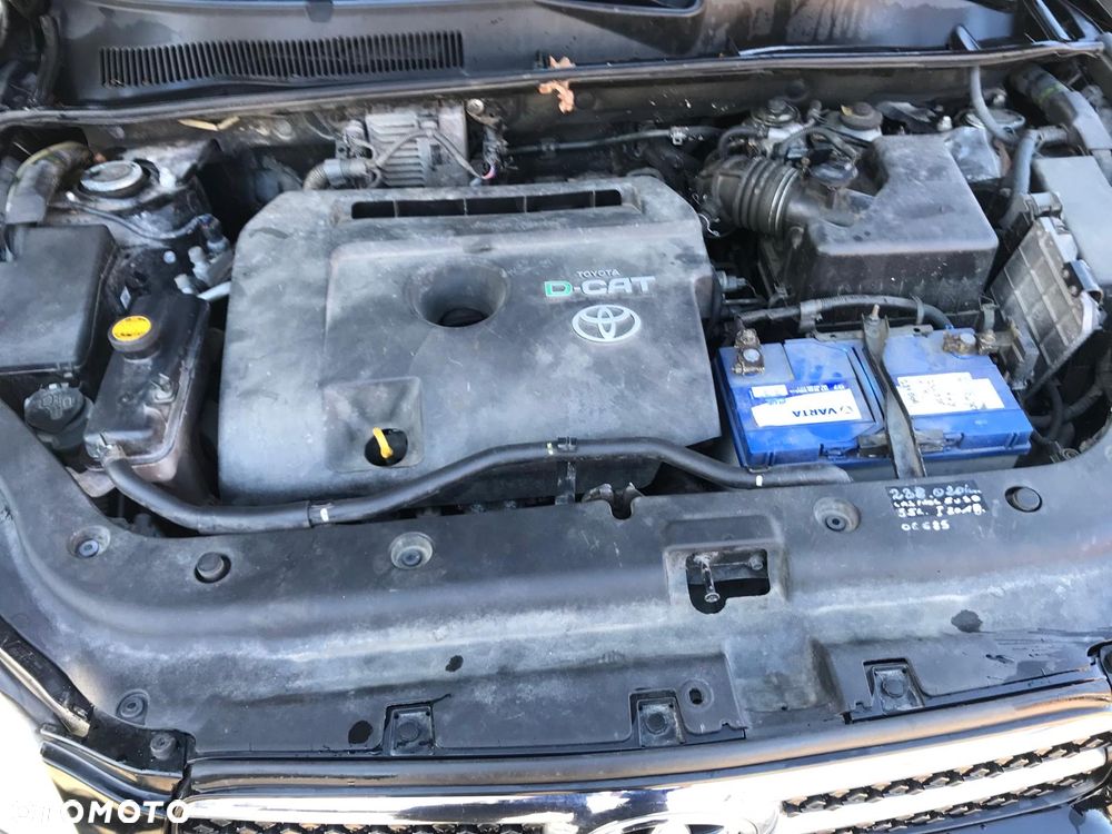 Toyota RAV4 2.2 D-4D X - 4