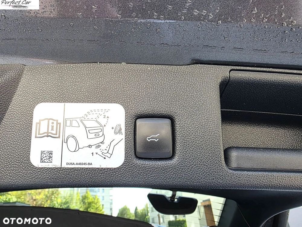 Ford Kuga 2.5P PHEV FWD Vignale - 34