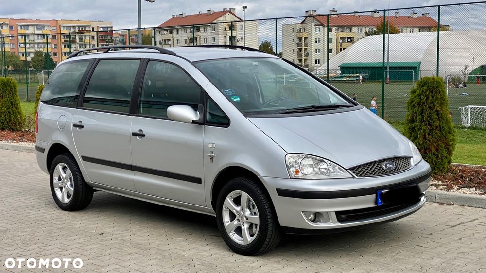 Ford Galaxy - 4