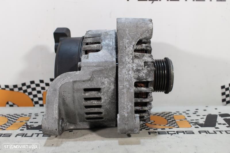Alternador Bmw 1 (E87)  8507623 / 2609201D / Fg18d057 / 12318507623 - 7