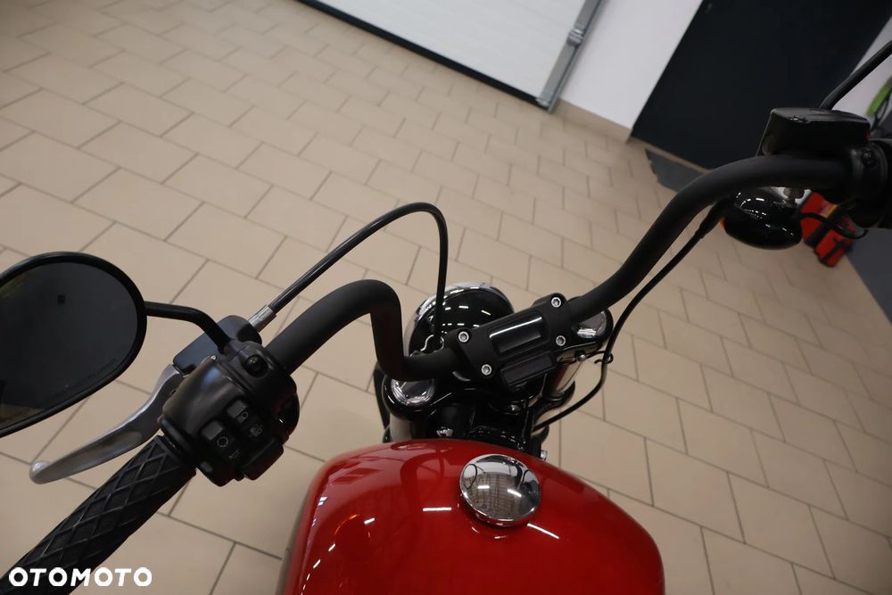 Harley-Davidson Dyna Street Bob - 9