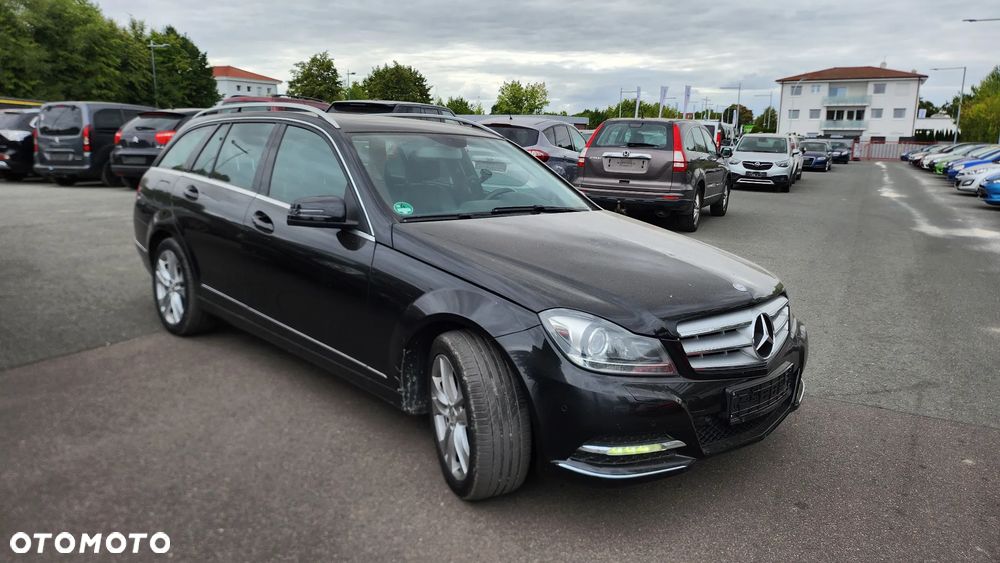 Mercedes-Benz Klasa C 180 (BlueEFFICIENCY) 7G-TRONIC Avantgarde - 26