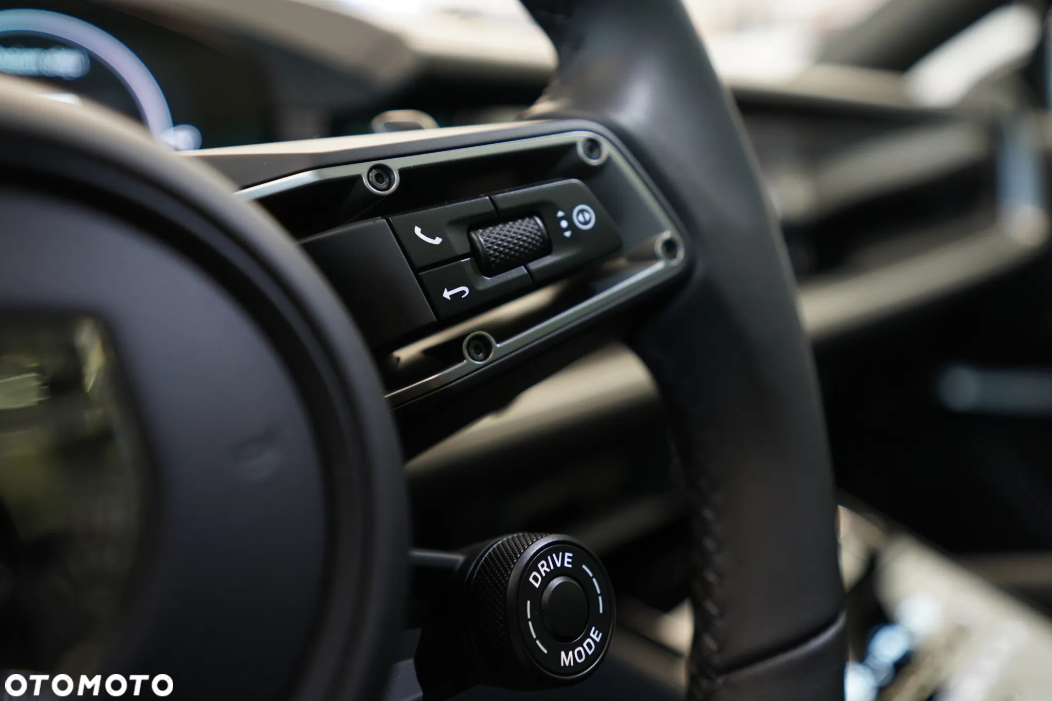 Porsche Cayenne - 13