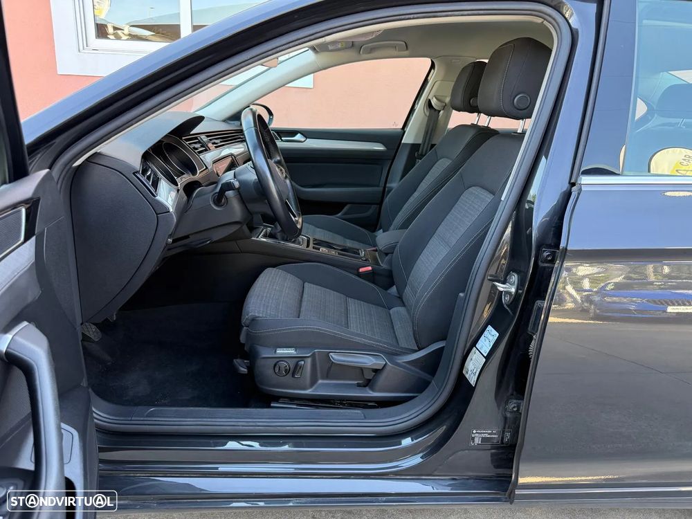 VW Passat 1.5 TSI Business - 12