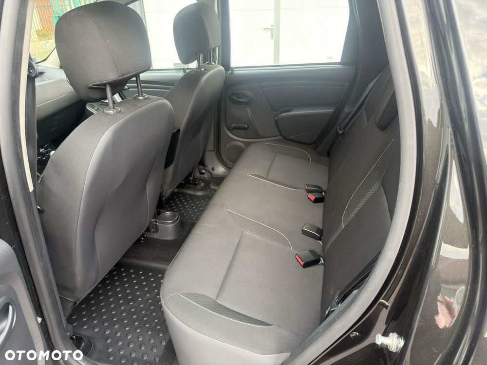 Dacia Duster 1.6 SCe Access - 12