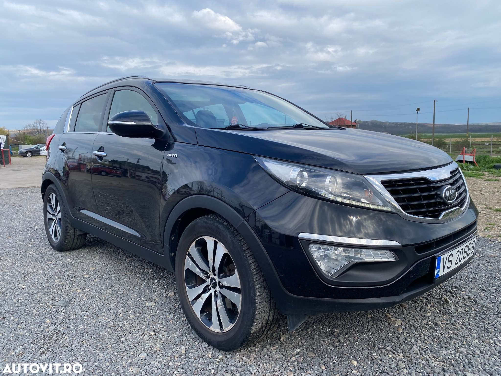 Kia Sportage 2.0 CRDI 4WD Automatik Vision - 6