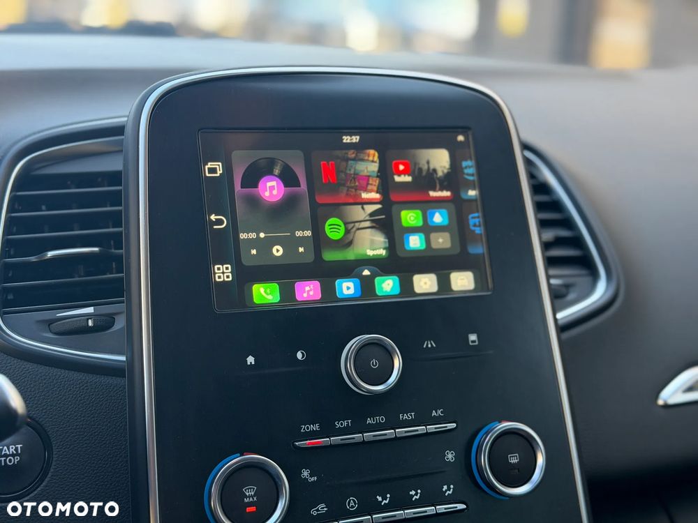 Renault Grand Scenic - 34