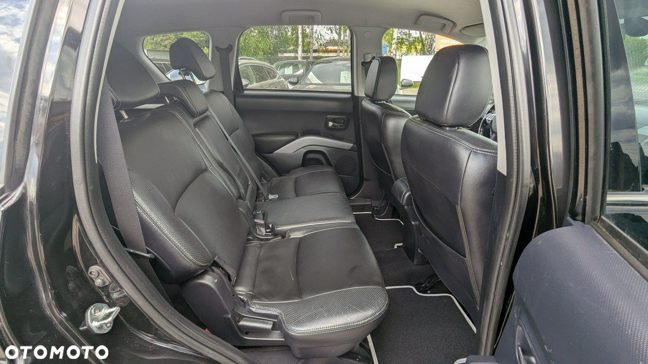 Peugeot 4007 - 15