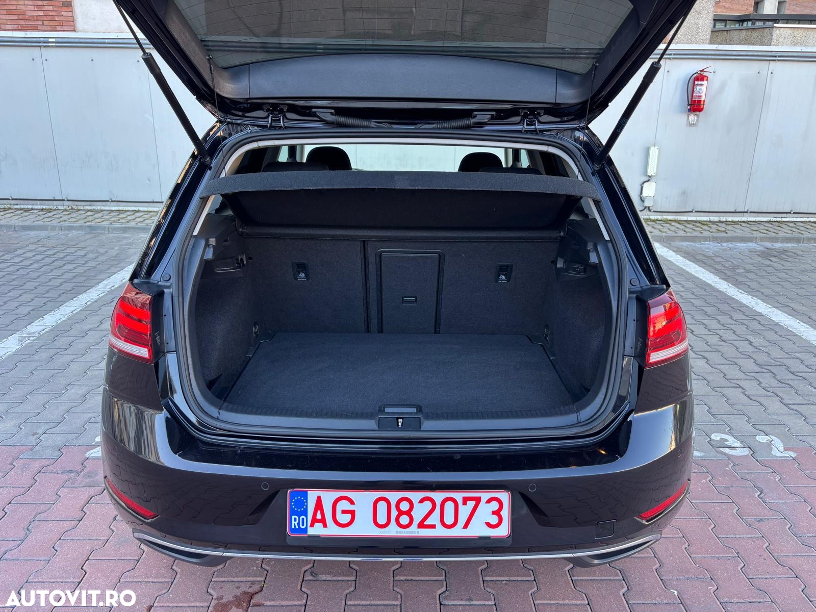 Volkswagen Golf 1.0 TSI BlueMotion DSG Comfortline - 17
