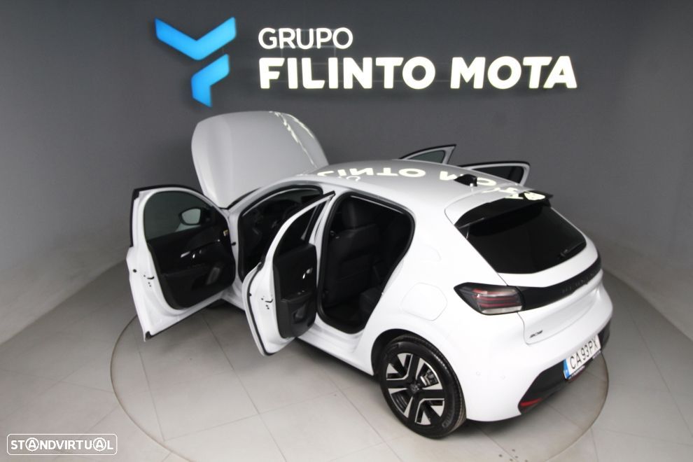 Peugeot 208 1.2 PureTech Allure - 11