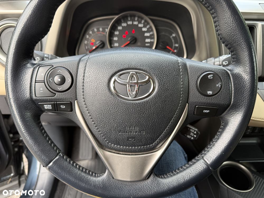 Toyota RAV4 2.0 D-4D Prestige - 12