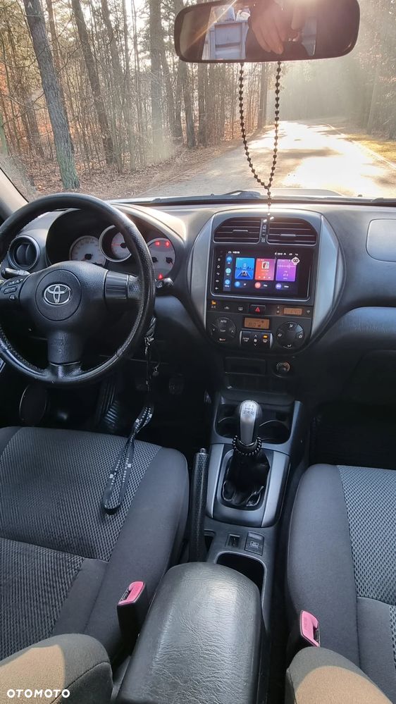 Toyota RAV4 2.0 D-4D 4x4 - 13