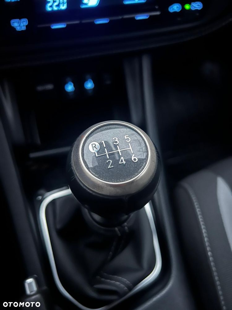 Toyota Auris 1.6 Valvematic START Edition - 22