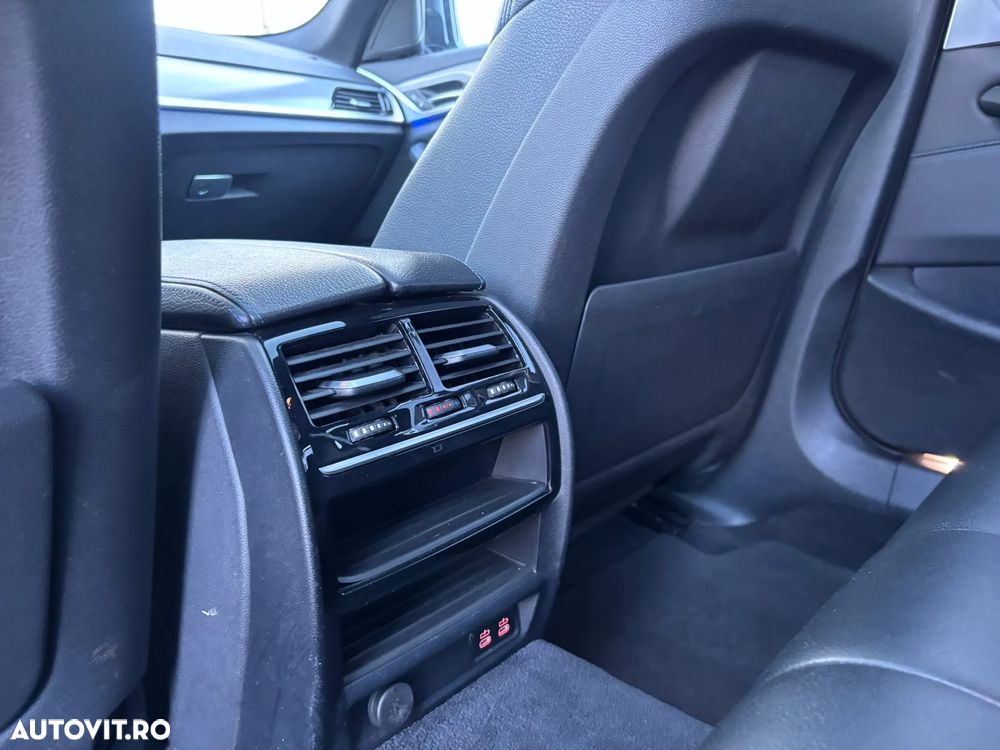 BMW Seria 5 530e Aut. M Sport Edition - 28