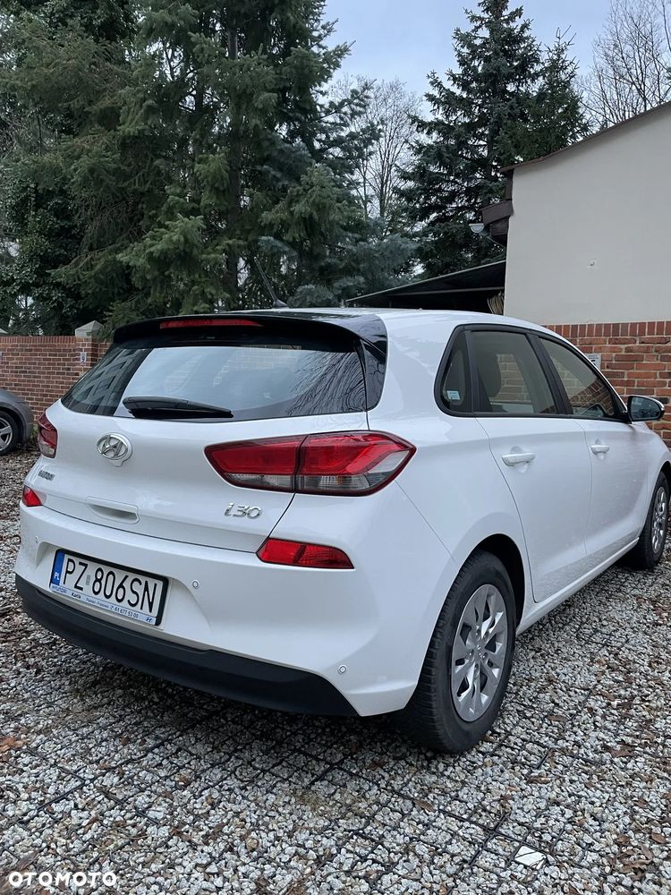 Hyundai i30 1.4 Classic + - 9