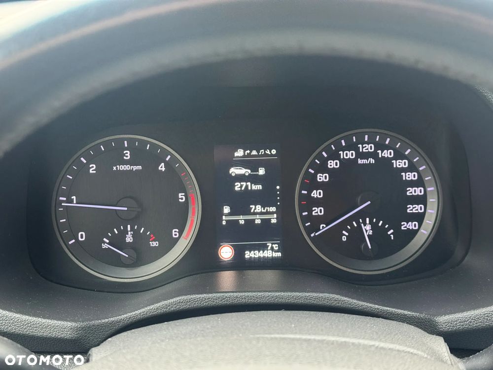 Hyundai Tucson blue 1.7 CRDi 2WD Advantage - 31